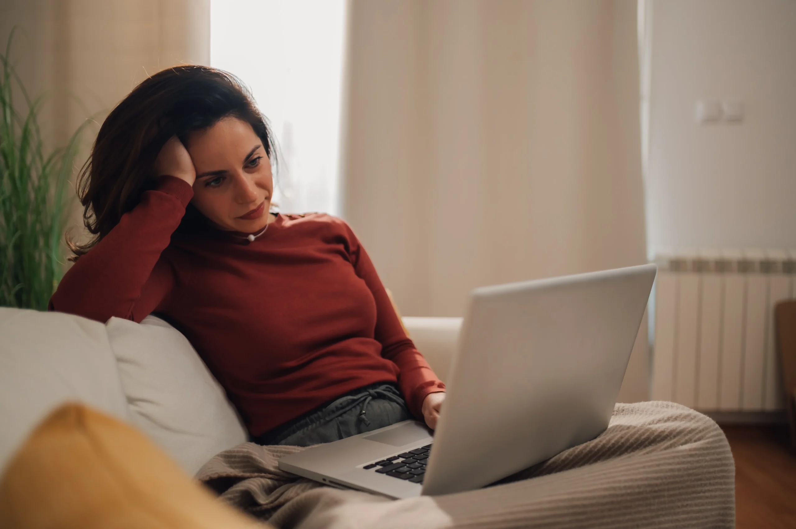 Remote Work Realities: The Mental Health Benefits and Challenges of Working from Home